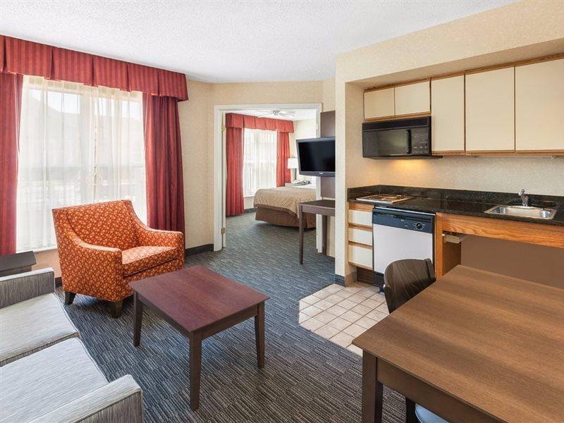 Affordable Suites Of America Detroit-Warren Esterno foto