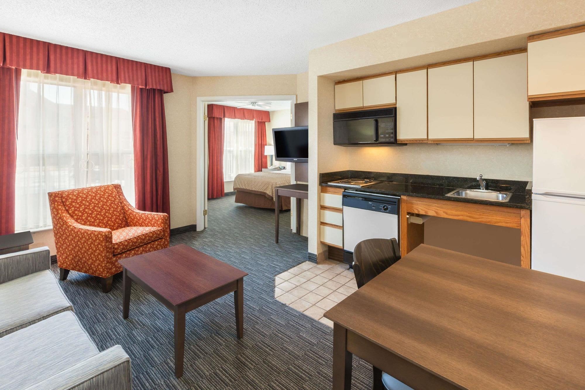 Affordable Suites Of America Detroit-Warren Esterno foto