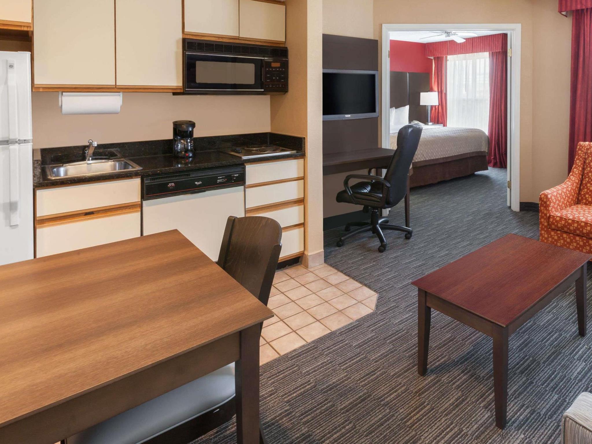 Affordable Suites Of America Detroit-Warren Esterno foto