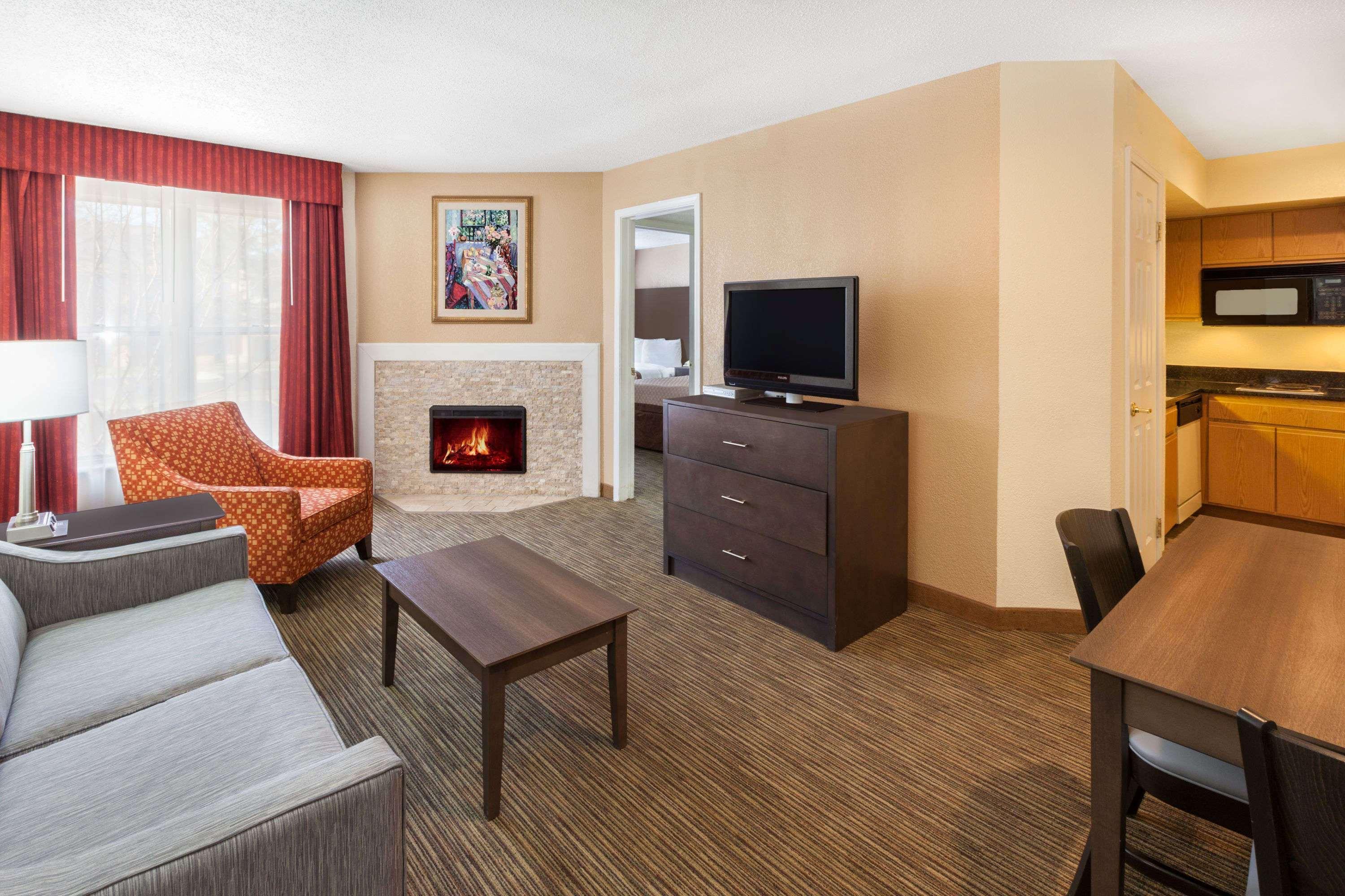 Affordable Suites Of America Detroit-Warren Esterno foto